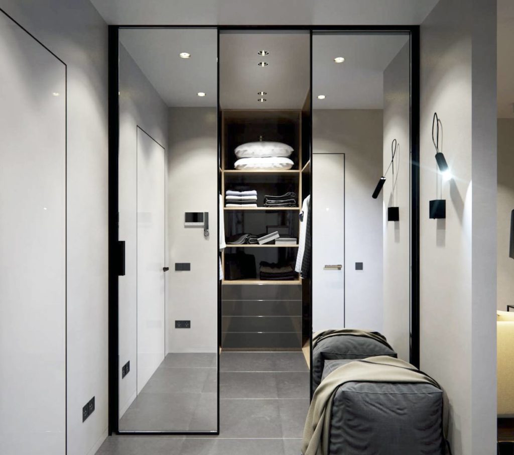 узкий шкаф в спальню в современном стиле